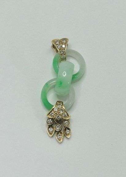 14KT GOLD & JADE PENDANT