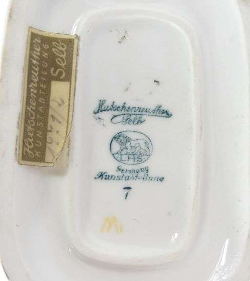 HEUTSCHENREUTHER FIGURINE