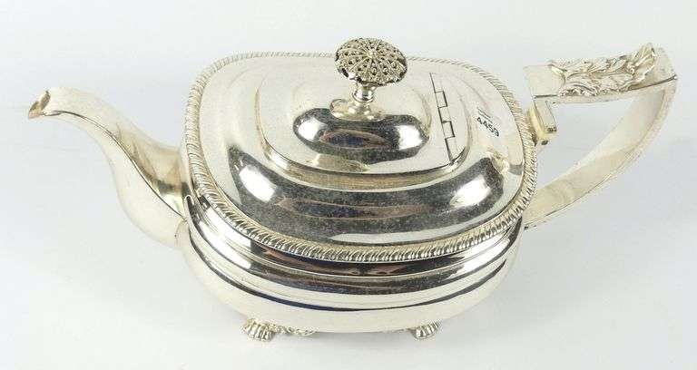 GEORGIAN SILVER TEAPOT