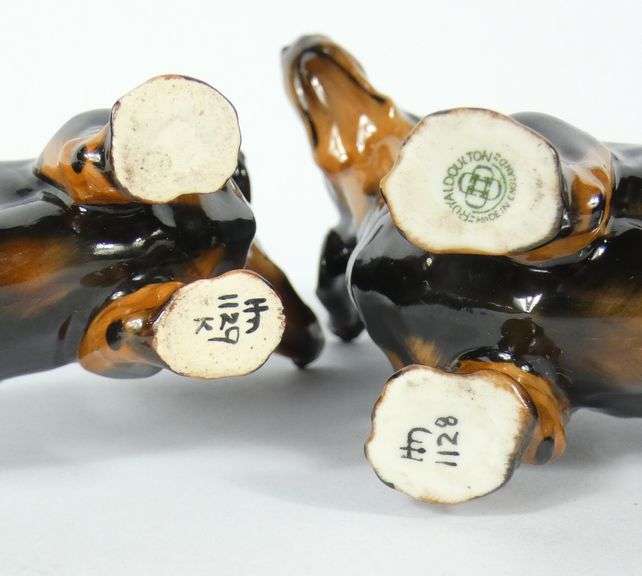 2 DOULTON DACHSHUNDS