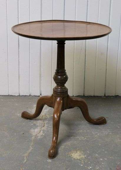 GEORGIAN SIDE TABLE