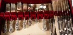 WALLACE "ROSE POINT" STERLING SILVER FLATWARE