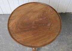 GEORGIAN SIDE TABLE