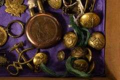 MILITARY BADGES, BUTTONS & LIGHTER