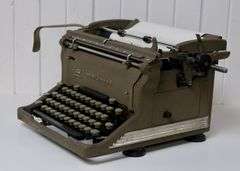 UNDERWOOD TYPEWRITER