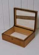 CIGAR HUMIDOR