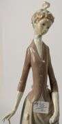 ROYAL DOULTON & LLADRO FIGURINES
