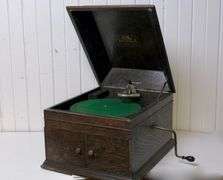 VICTOR VICTROLA