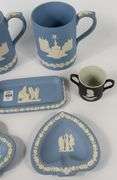 SEVEN PIECES OF WEDGWOOD JASPERWARE