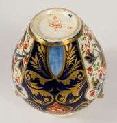 THREE EARLY DERBY CABINET VASES