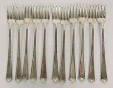 EXTENSIVE STERLING FLATWARE SERVICE