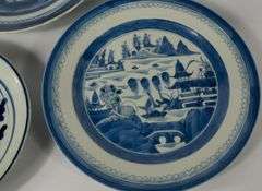 ANTIQUE CHINESE PLATES & BOWLS