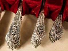 WALLACE "ROSE POINT" STERLING SILVER FLATWARE