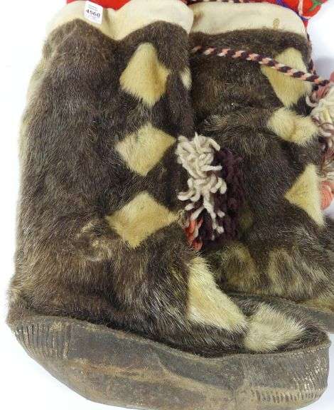 PAIR MUKLUKS