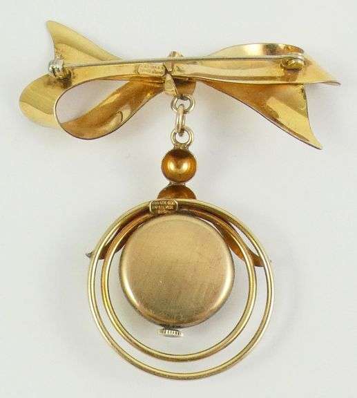 LADIES' RETRO STYLE PENDANT WATCH