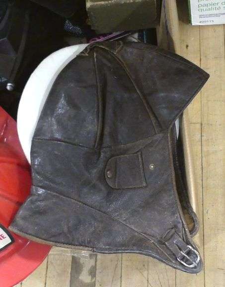 HATS, COLLECTIBLES