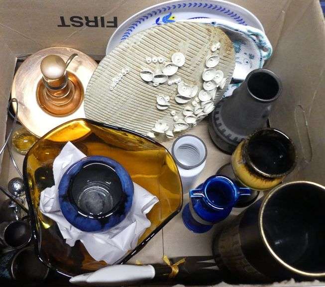 POTTERY/CERAMICS