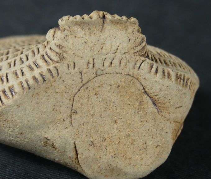 INUIT CERAMIC OWL