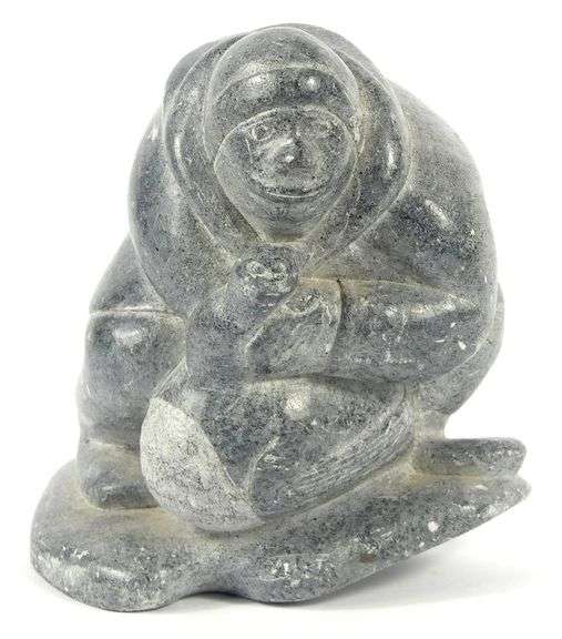 INUIT SOAPSTONE CARVING