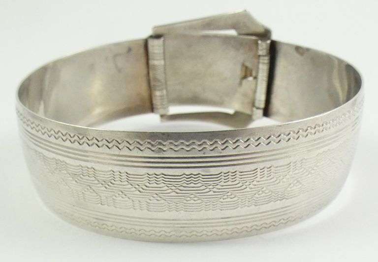 VINTAGE BIRKS BRACELET