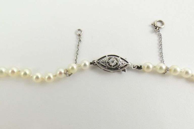 PEARL NECKLACE