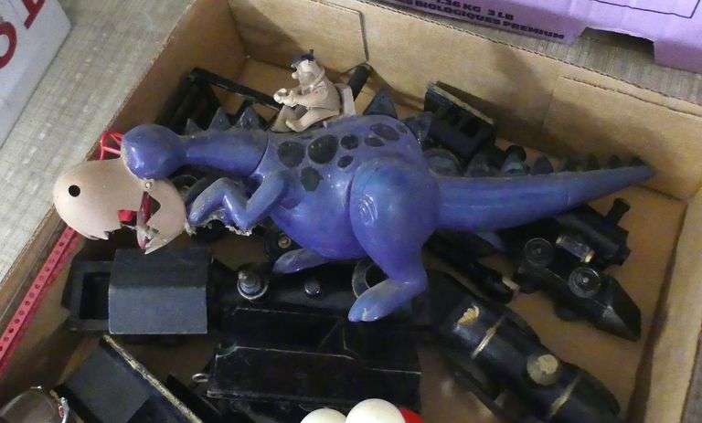 TOYS