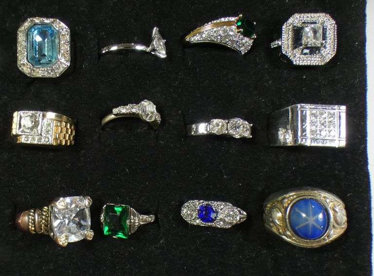 30 FASHION RINGS