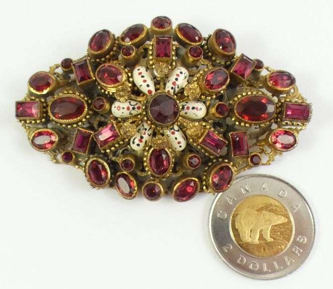 ANTIQUE FILIGREE BROOCH