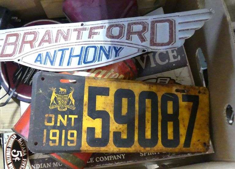 SIGNS & MORE