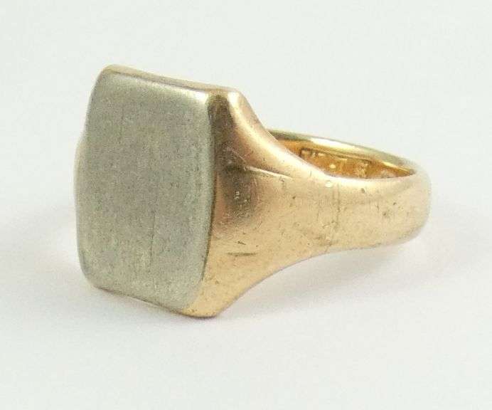 GOLD RING
