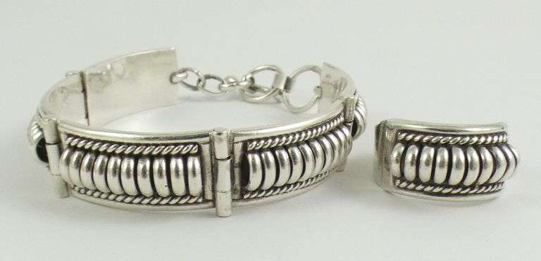 BRACELET & RING