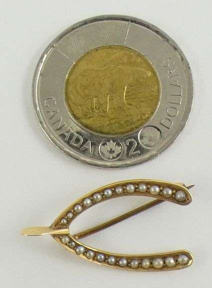 ANTIQUE BROOCH