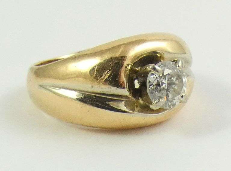 GENTLEMEN'S DIAMOND SOLITAIRE RING