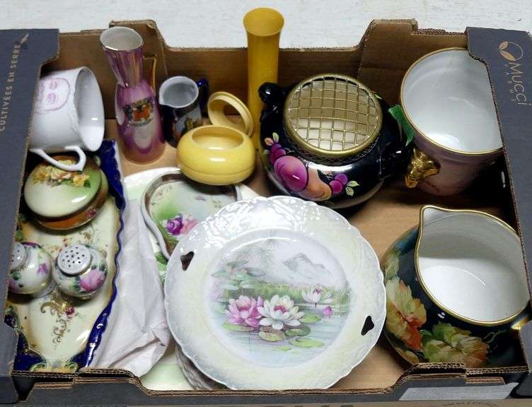 CHINA & PORCELAIN