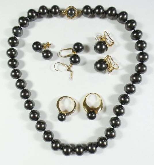 MAJORCA PEARL DEMI-PARURE