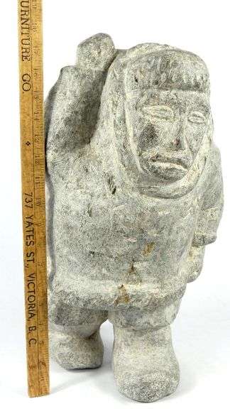 LARGE SOAPSTONE CARVING BY JEETALOO AKULUKJUK