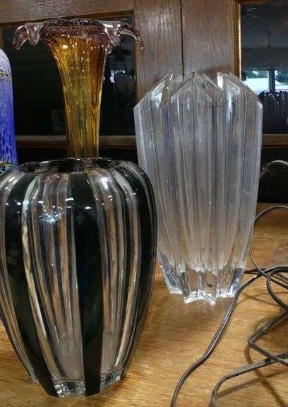 6 VASES