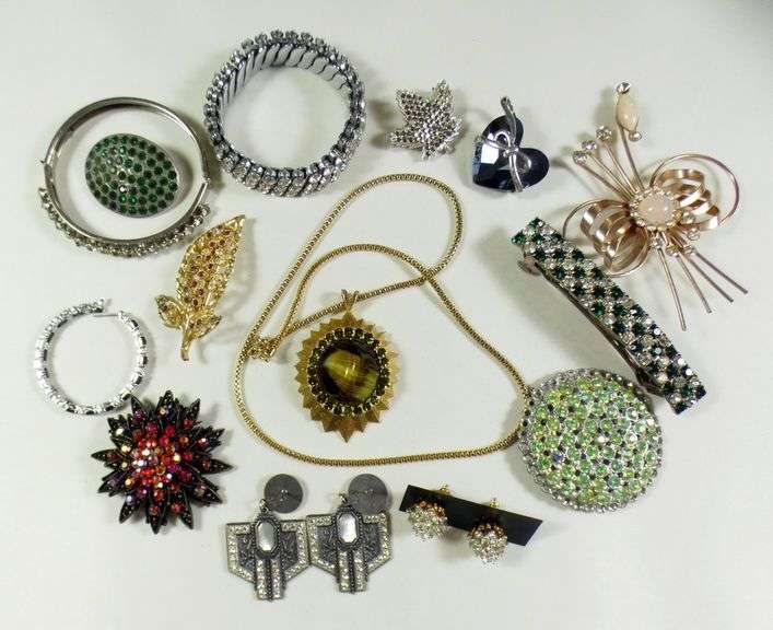 RHINESTONE FASHION
