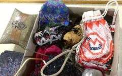 PURSES & HANDBAGS