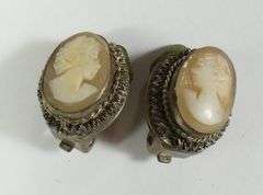 CAMEO & PORCELAIN JEWELLERY