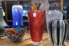 6 VASES