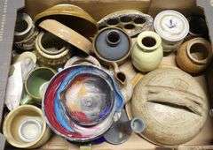 POTTERY/CERAMICS