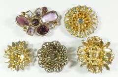 5 LARGE FASHION BROOCHES