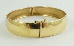 GOLD BRACELET