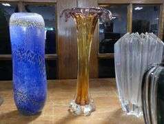 6 VASES