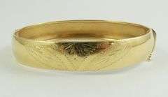 GOLD BRACELET