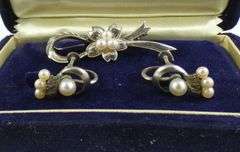 MIKIMOTO BROOCH & EARRINGS