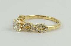 LADIES' DIAMOND RING