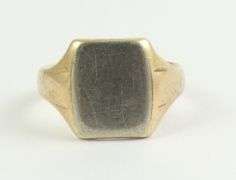GOLD RING