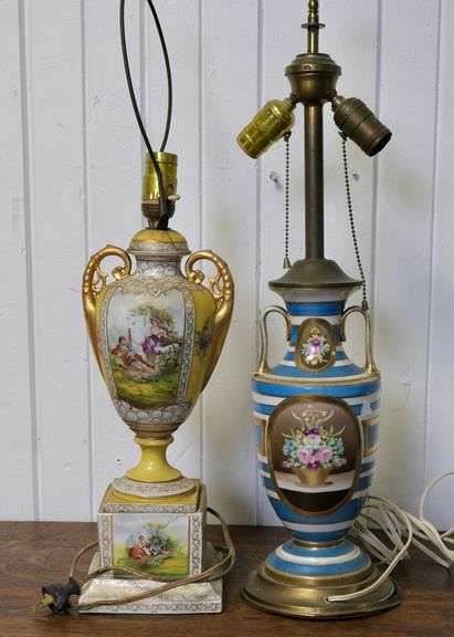 PORCELAIN TABLE LAMPS